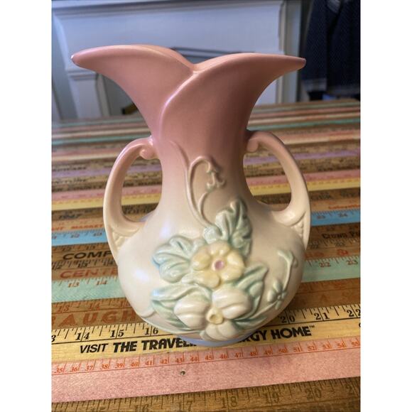 Vintage 1949 Hull Art Pottery Woodland Vase W8-7 1/2" USA Floral Double Handle C - Picture 2 of 11